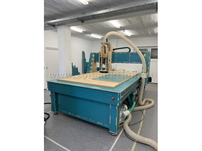 Fräsmaschine von vorne
