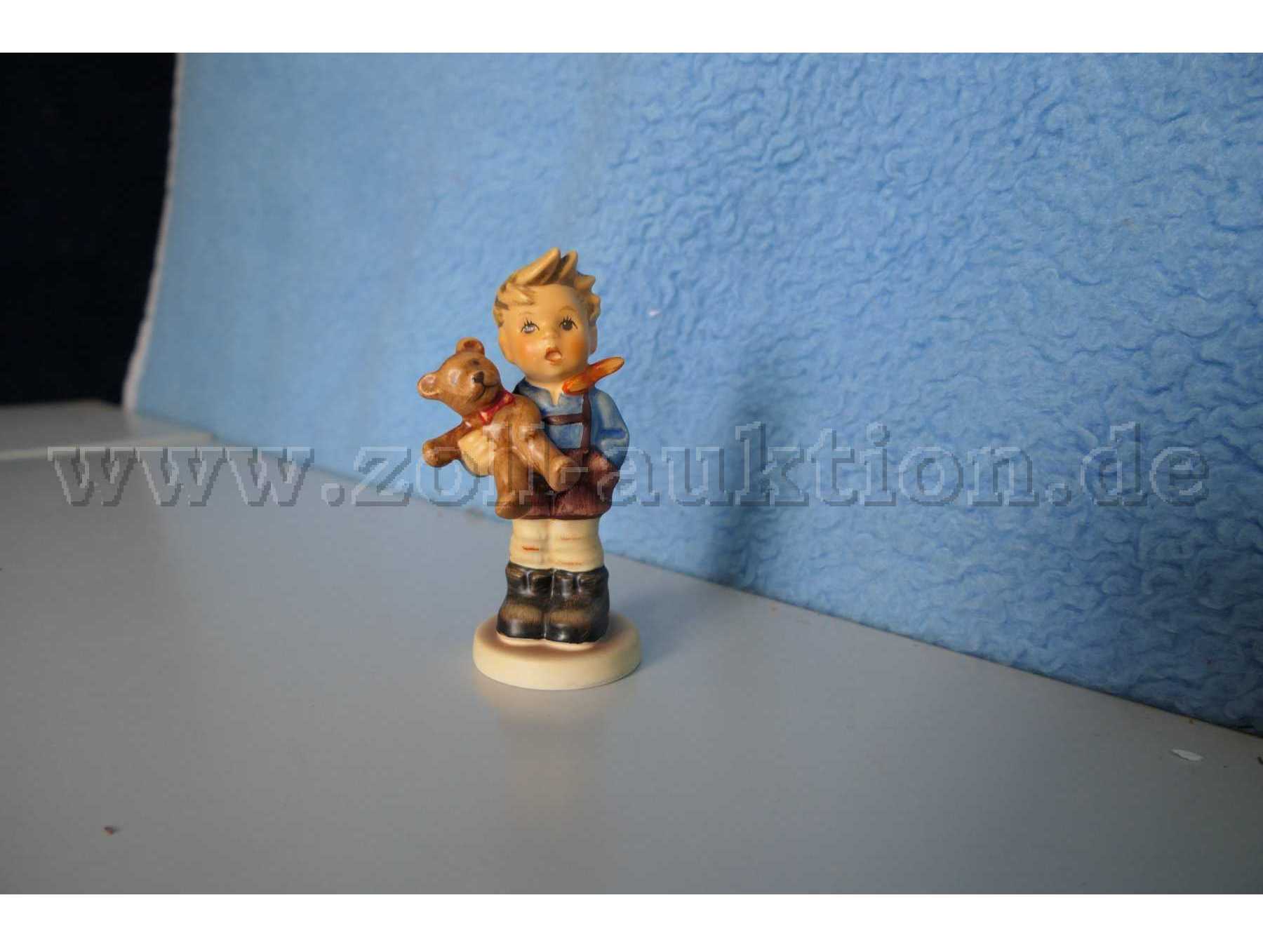 Die Figur von vorne