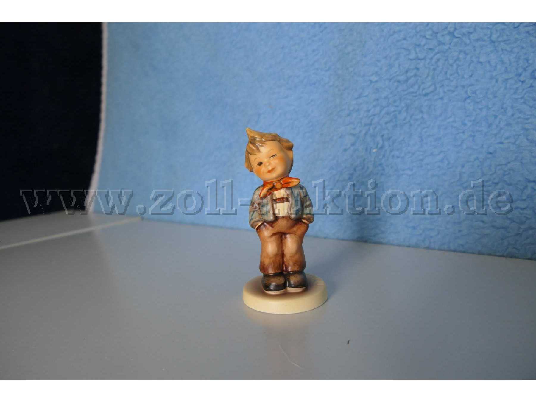 Die Figur von vorne