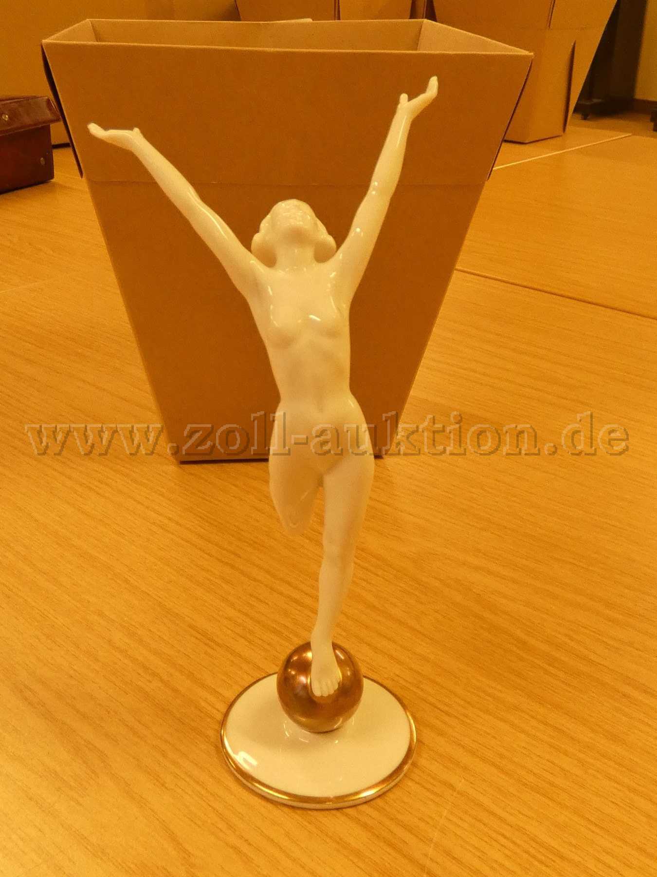 1件Sonnenkind瓷塑,Hutschenreuther,
