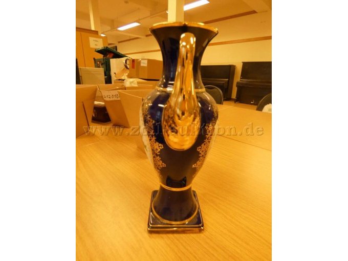 1 Porzellanvase Kerafina Porzellanfabrik (Royal KPM) – foto 2 – kavel bij Zoll-Auktion, Berlin