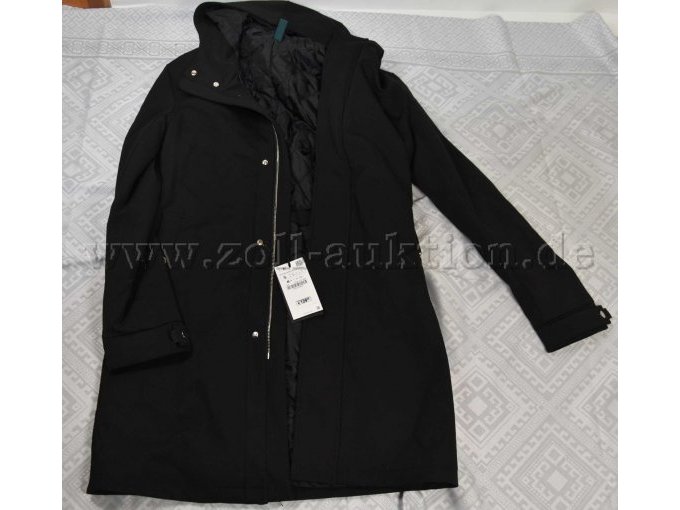 1 schwarzer Mantel “Zara“