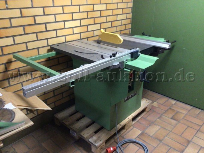 Ansicht von links vorne