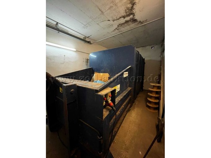 Gesamtansicht Presscontainer