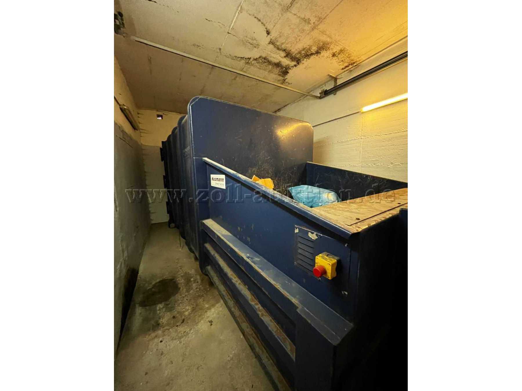 Seitenansicht Presscontainer