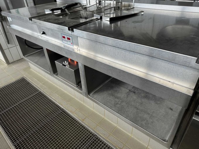 1 professionele elektrische friteuse MKN Optima 850 (model: London II) – foto 5 – kavel bij Zoll-Auktion, München
