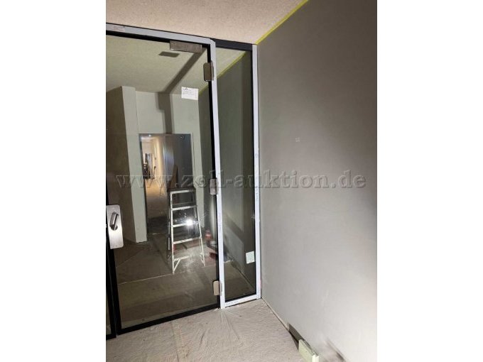 Promattür rechts Innenansicht