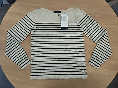 Pullover, Vorderansicht