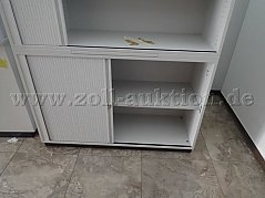 Es handelt sich hierum einen Rollladenschrank 50 H. Der wird so zusammen angeboten.