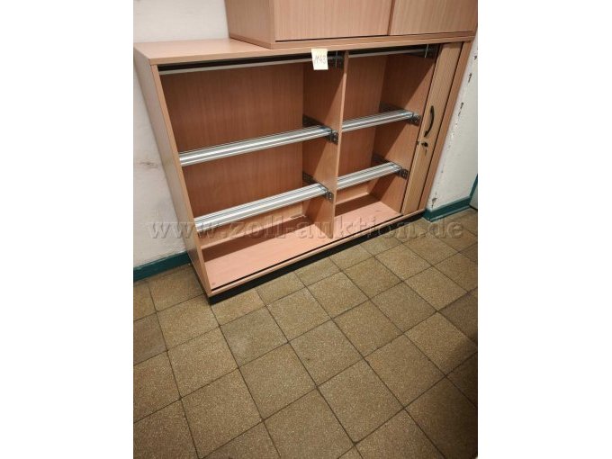 Querrollladenschrank offen