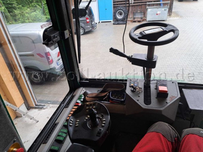 1 Rückezug 8-Rad Forwarder GREMO 1050 F – foto 4 – kavel bij Zoll-Auktion, Stockdorf