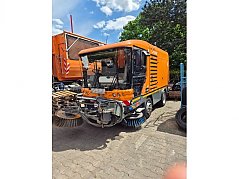 Ravo Kehrmaschine vorne