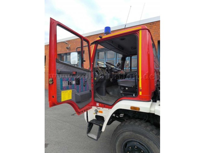 Innenraum 1 (Fahrerseite)