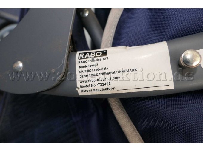 Detailaufnahme Aufkleber mit Herstellerinformationen