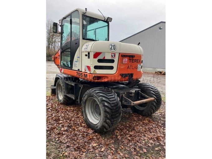 Radbagger Schaeff_Terex 23M 705M Ansicht vorne_Seite rechts