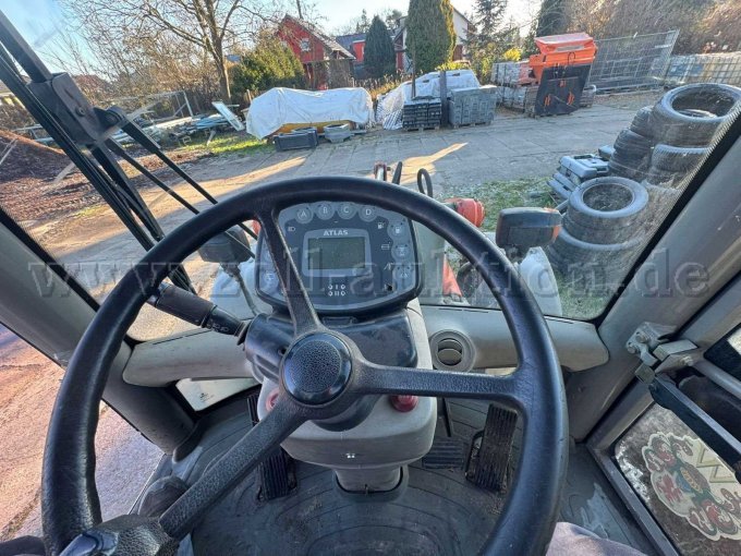 Fahrerkabine Ansicht Lenkung