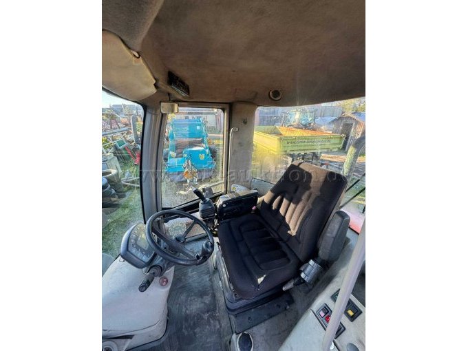 Fahrerkabine Gesamtansicht