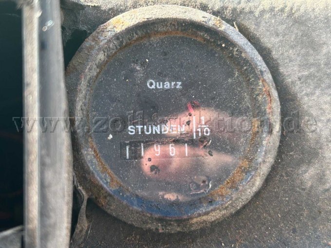 Betriebsstundenzähler des Radladers