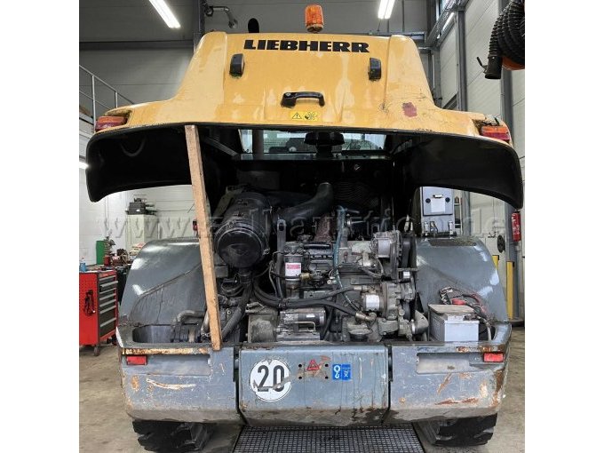 Motor von außen