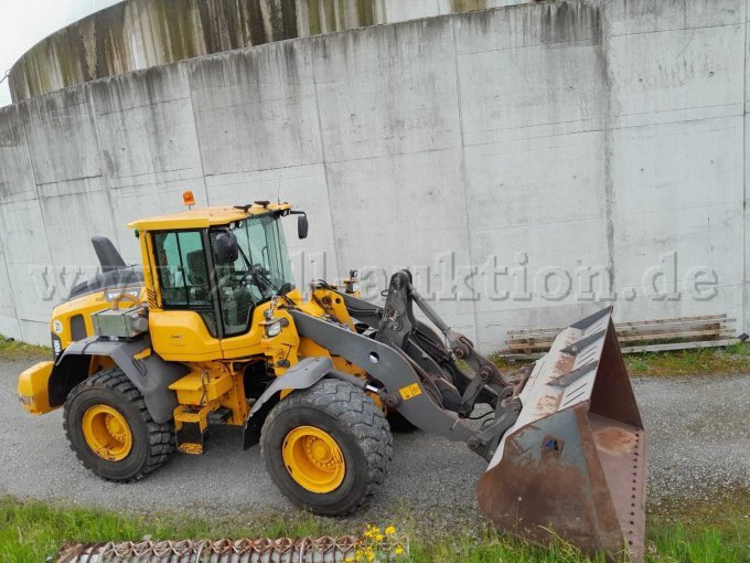 L90H rechte Seite