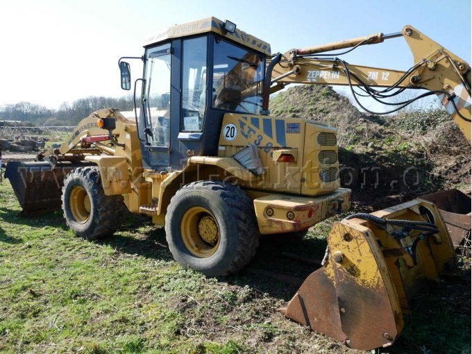 Seitenansicht hinten links