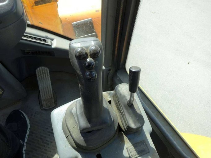 1 Radlader Volvo L 40 B-TP – foto 6 – kavel bij Zoll-Auktion, Neu-Ulm