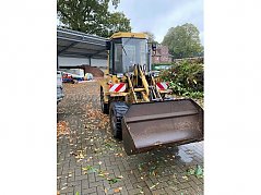 Radlader ZB 4 Frontansicht mit Schaufel,