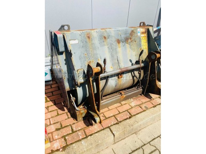 Hochentleerung Schaufel