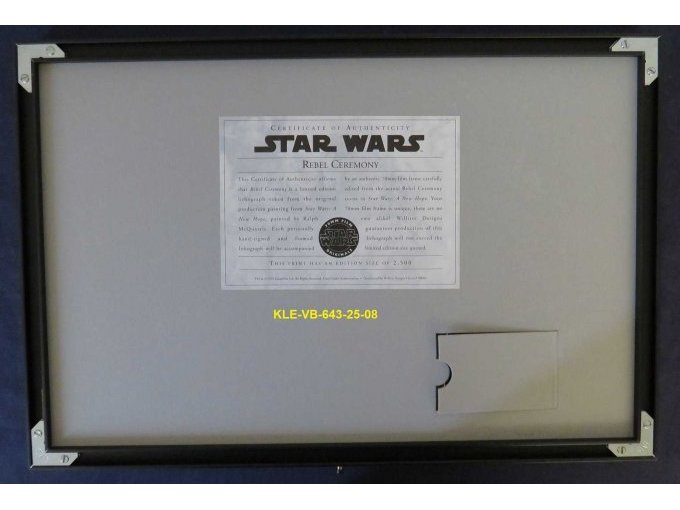 Rückseite mit Batteriefachabdeckung