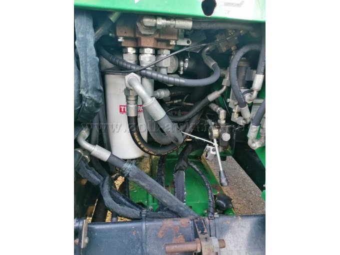 erneuerte Hydraulikschläuche