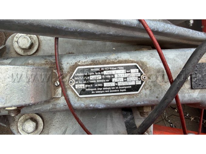 Rasenkehrmaschine Typenschild Anhängedeichsel