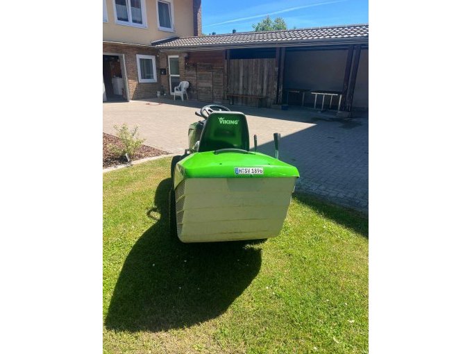 Rasenmähertraktor Heck