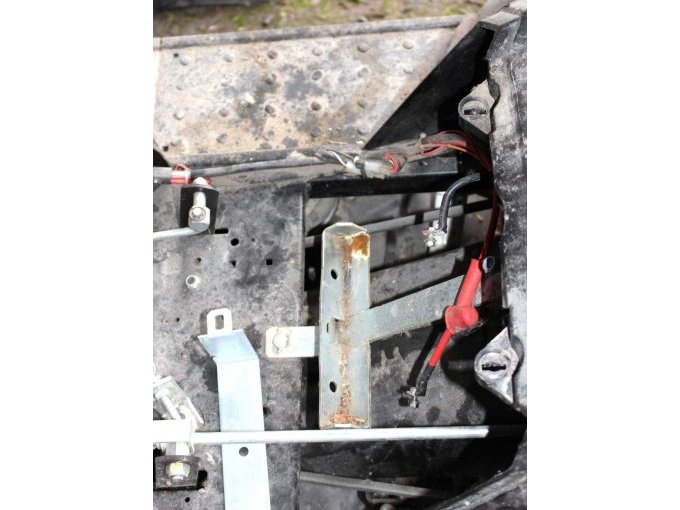 Detailansicht Rasentraktor