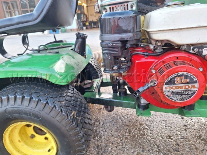 1 Rasentraktor JOHN DEERE 116 – foto 2 – kavel bij Zoll-Auktion, Waldthurn