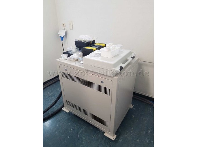 FESEM Quanta 250-Zusatzgerät2