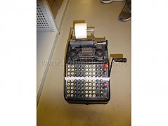 Rechenmaschine Continental