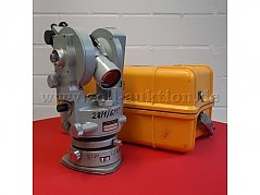 Instrument und Transportbehälter