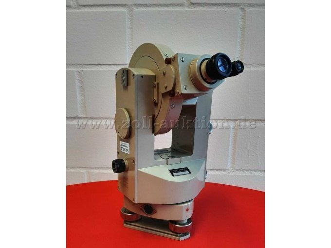 Instrument Hinten seitlich -1-