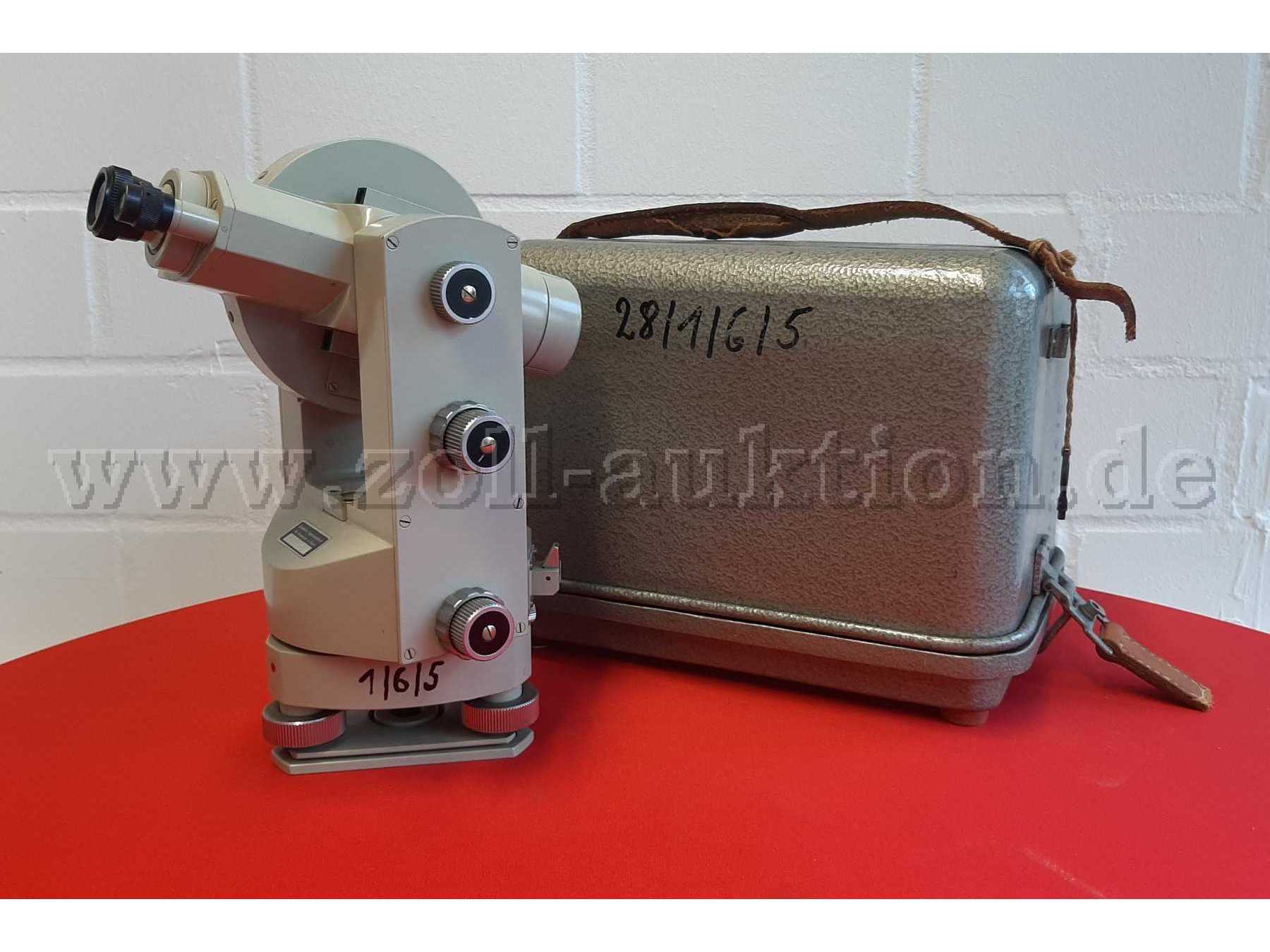 Instrument und Transportbehälter