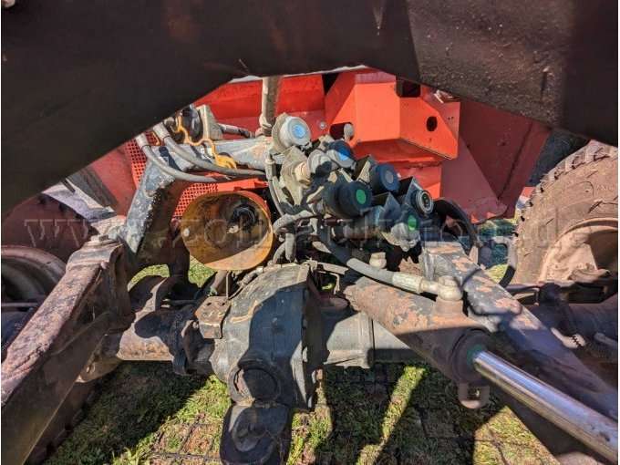 Hydraulikanschlüsse vorne