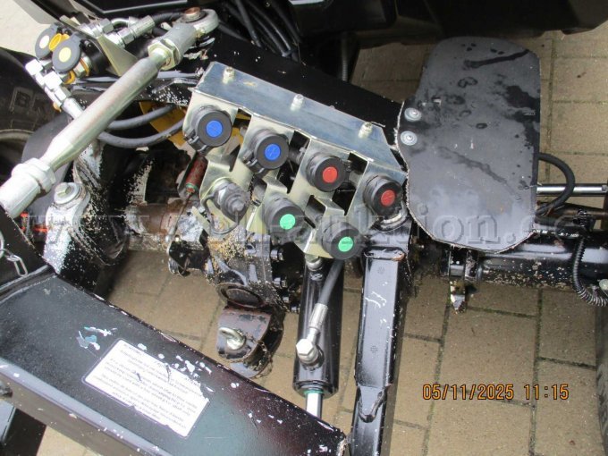 Hydraulikanschlüsse vorne