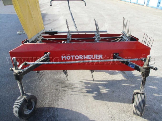 Bandrechen, von vorne