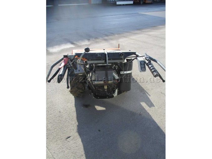 Reform Motormäher M14 mit Schlegelmulcher, von hinten