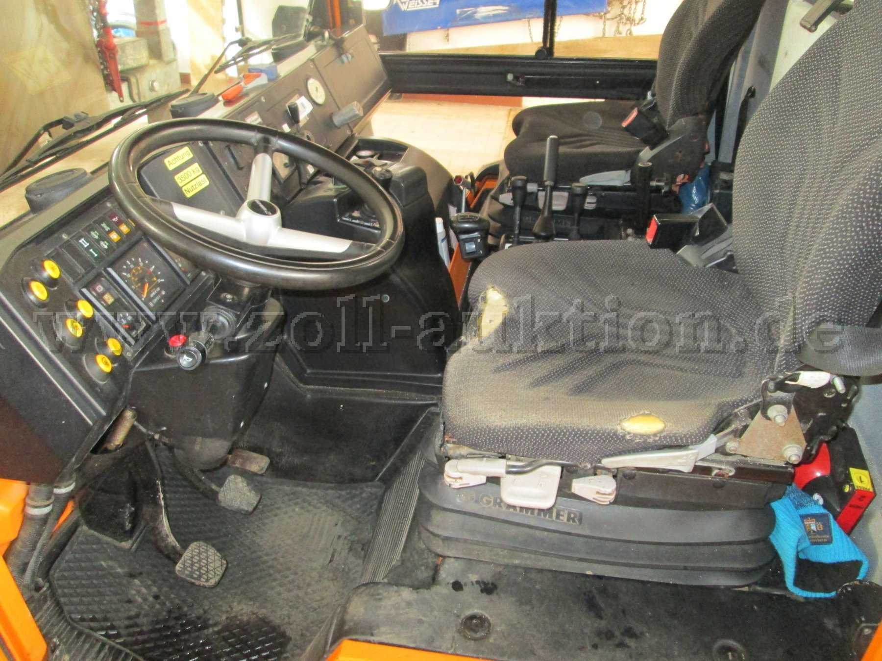 Reform Muli T9- Innenraum Fahrerseite