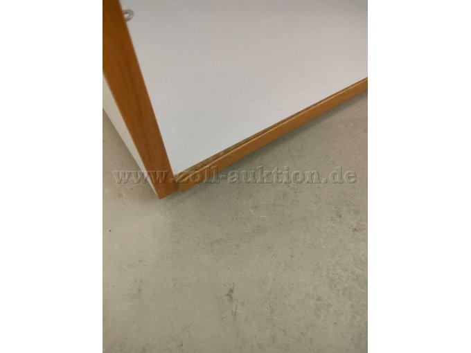 Regal Beschädigung Furnierkante