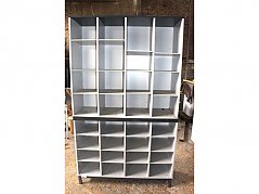 Gesamtansicht Unterschrank und Aufsatz