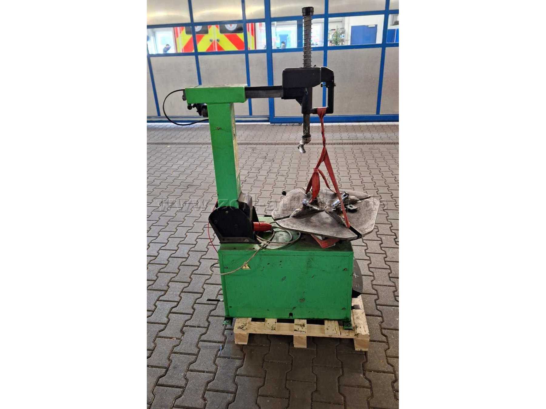 Übersichtsbild links