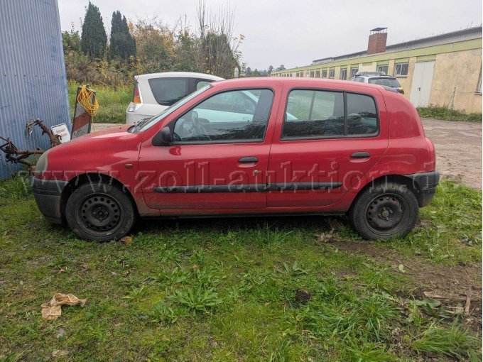 Renault Clio Fahrerseite
