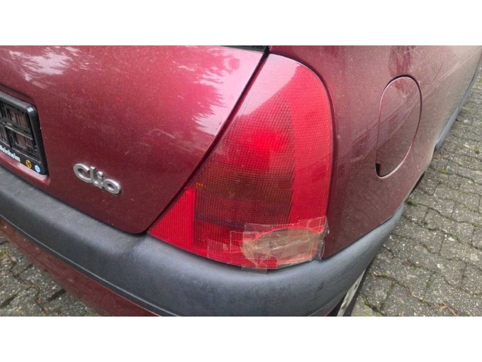 Schaden rechtes Rücklicht