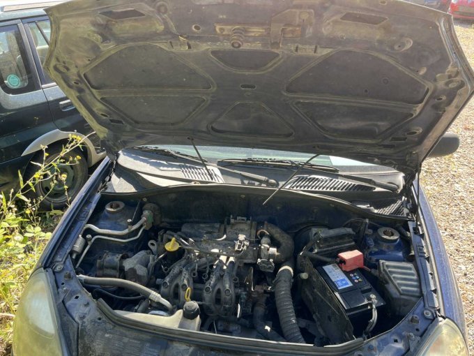 1 Renault Clio -Typ B (Bastlerfahrzeug) – foto 10 – kavel bij Zoll-Auktion, Erfurt